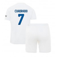 Inter Milan Juan Cuadrado #7 Bortaställ Barn 2023-24 Korta ärmar (+ Korta byxor)